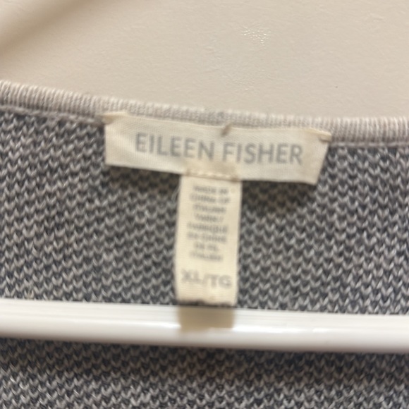 Eileen Fisher wool/ organic cotton sweater box cut. - Picture 2 of 7